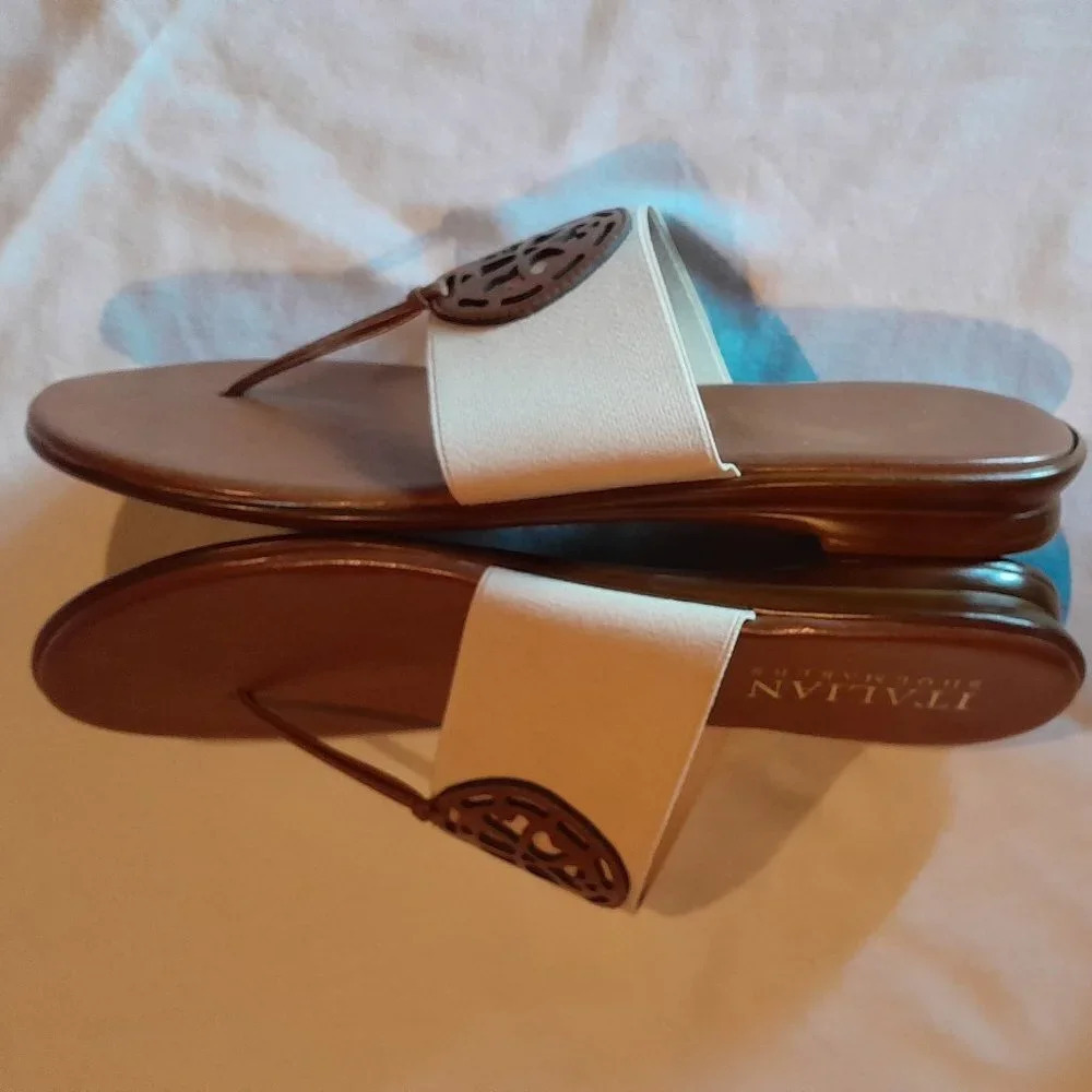 Italian Shoemakers Sandals - Picture 4 of 7